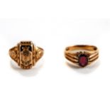 AN AMERICAN 10K YELLOW GOLD 1968 COLLEGE RING, size N and a 9ct gold garnet set RING, size O,