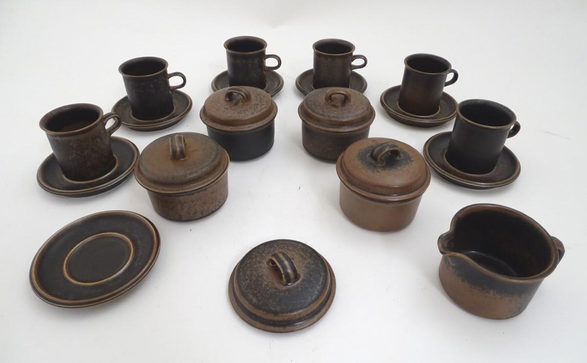 Vintage Retro: Denby style table wares, to include 6 coffee cups and saucers, 4 lidded pots and a