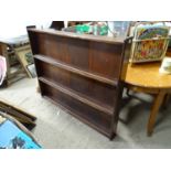 20thC Oak plate rack Please Note - we do not make reference to the condition of lots within