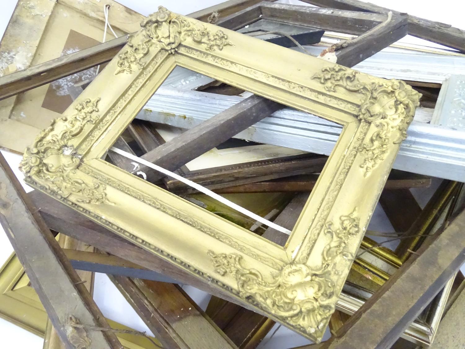 A quantity of picture frames Please Note - we do not make reference to the condition of lots - Image 4 of 6