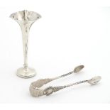 Victorian silver sugar tongs hallmarked Sheffield 1897 maker Harrison Brothers & Howson together