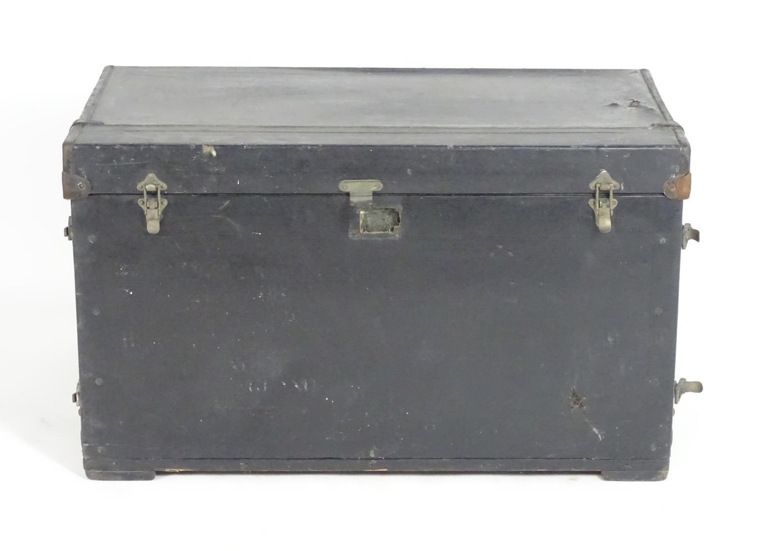 Classic cars, motoring: an early to mid 20thC Brooks external car trunk / luggage case, of - Image 3 of 7