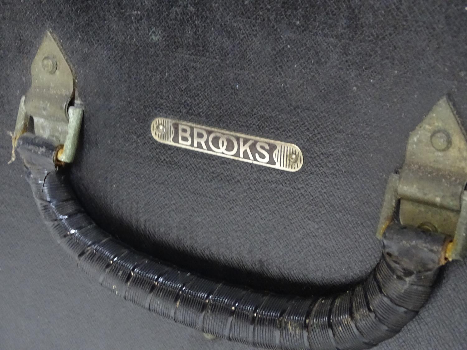 Classic cars, motoring: an early to mid 20thC Brooks external car trunk / luggage case, of - Image 2 of 7