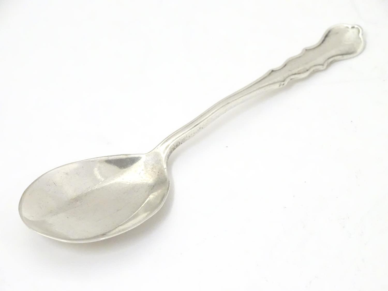 A silver jam / preserve spoon, hallmarked London 1921. 4 3/4" long Please Note - we do not make - Image 3 of 5