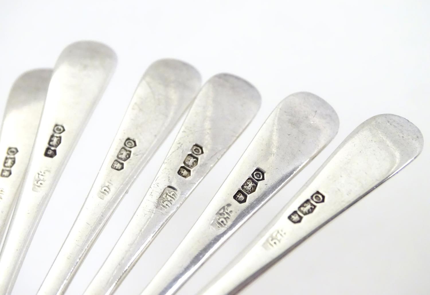 A set of six silver teaspoons with shell decoration to reverse of bowls, hallmarked Sheffield 1956 - Image 2 of 6