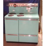 Vintage retro, mid-century: a1950s American GE (General Electric) 1J408N range cooker / stove in