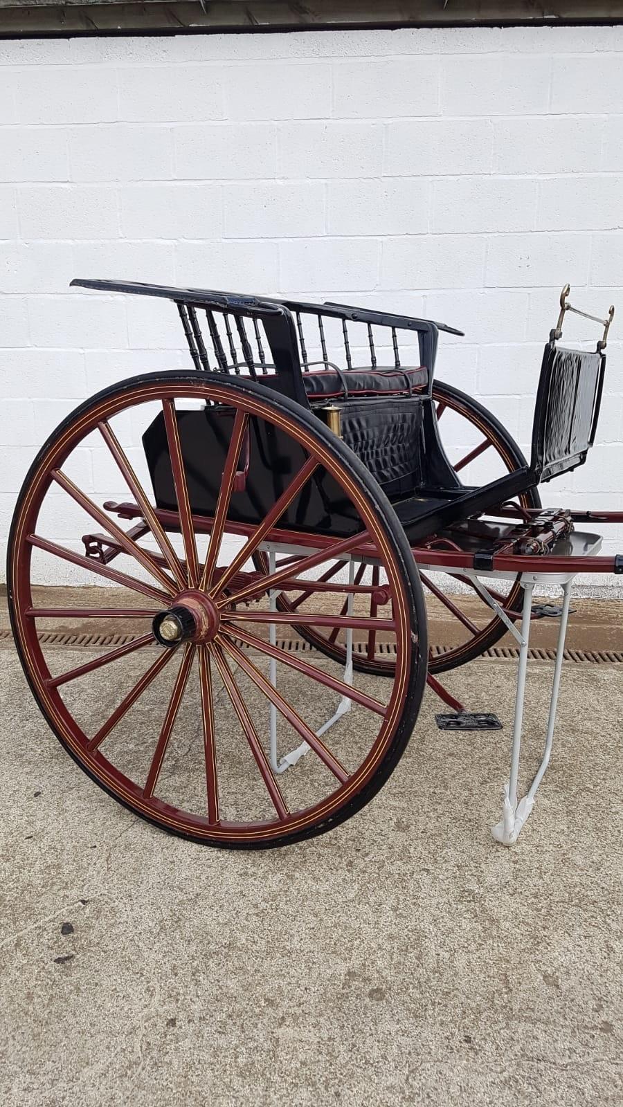 Horse-drawn Carriage : An early 20thC stick back pony show gig by J. A Lawton of Liverpool. To - Image 21 of 21