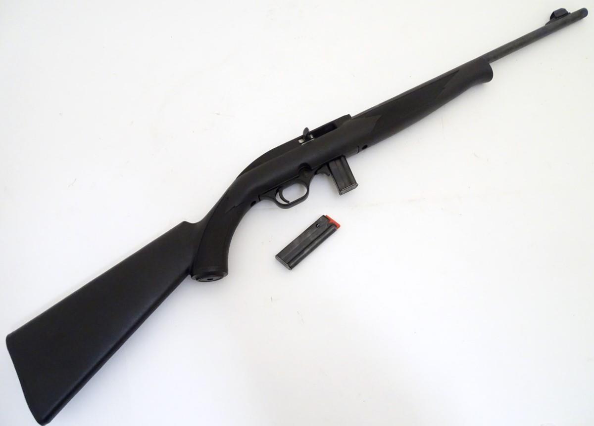 Rimfire rifle: a CBC Magtech 'Model 7022' .22LR semi-automatic rimfire rifle, 18'' barrel (