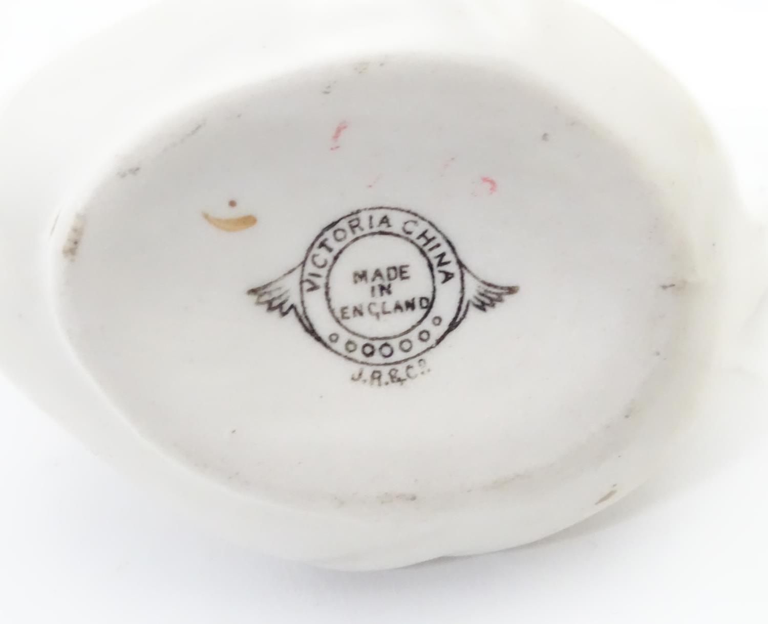 A quantity of Crested Ware to include Leicester camel, Blackpool rabbit, Lowestoft frog, etc. Please - Image 11 of 21