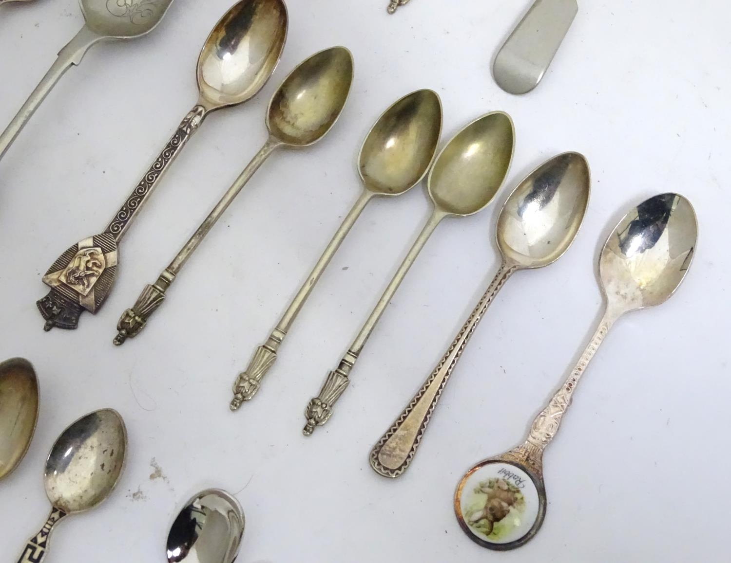 A quantity of assorted collectors spoons Please Note - we do not make reference to the condition - Image 7 of 16