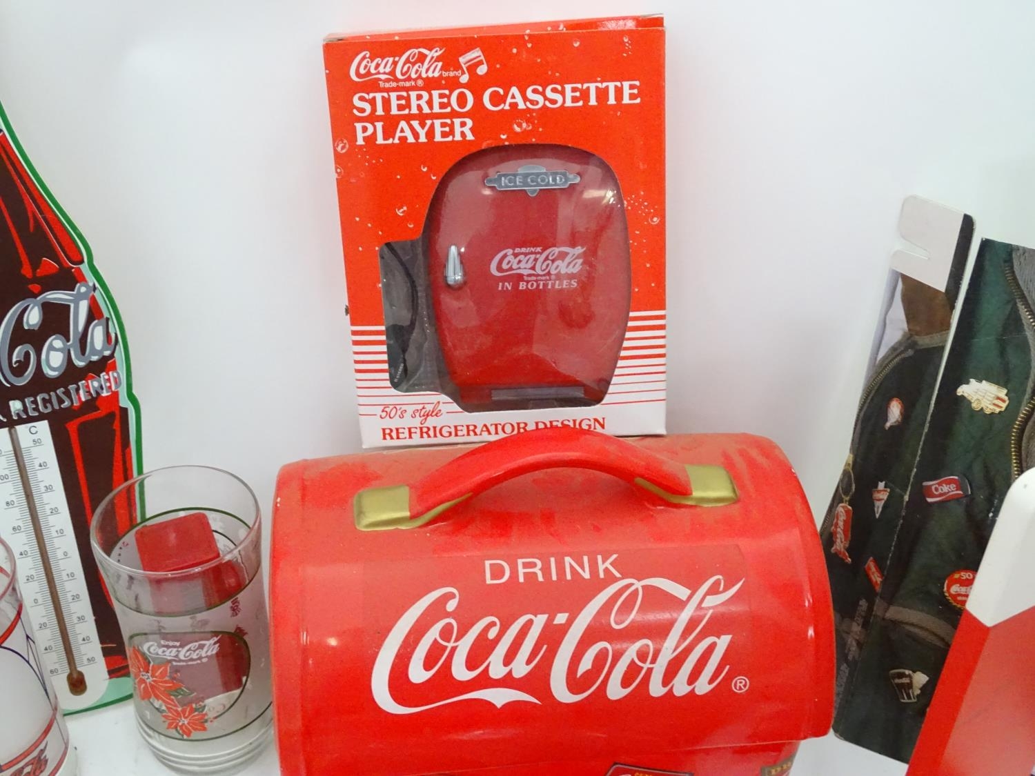 A large quantity of Coca Cola / Coke memorabilia and novelty items / advertising wares, to include - Image 5 of 8