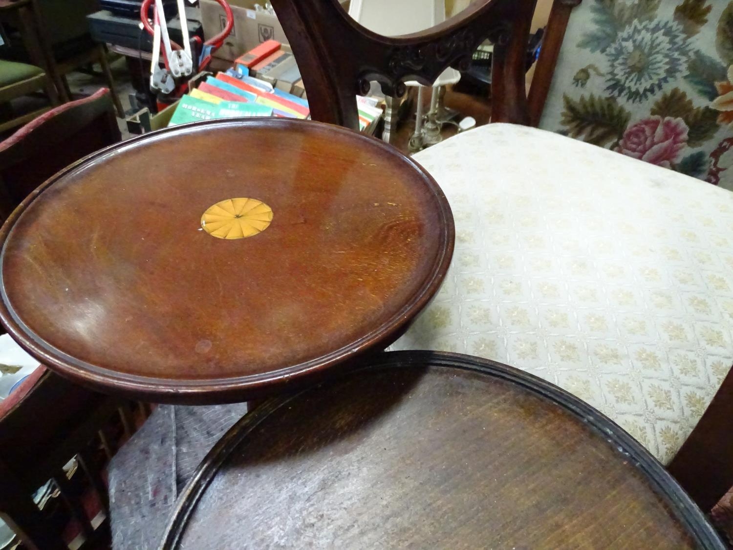 A quantity of assorted furniture comprising a gilt framed mirror, a carved fire screen with inset - Image 4 of 5