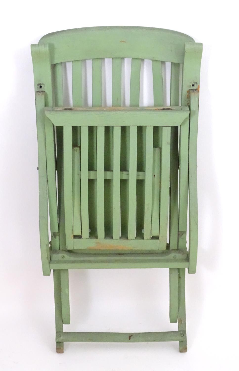 A planter's / deck chair with a painted finish Please Note - we do not make reference to the - Image 3 of 3