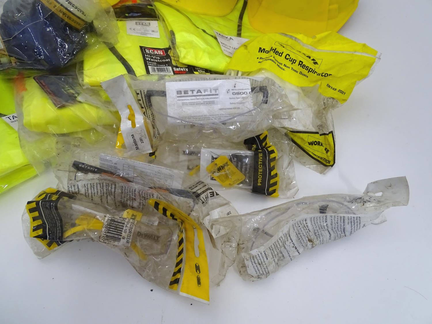 A quantity of health and safety equipment to include hard hats, safety glasses, hi vis vests etc. - Image 4 of 6