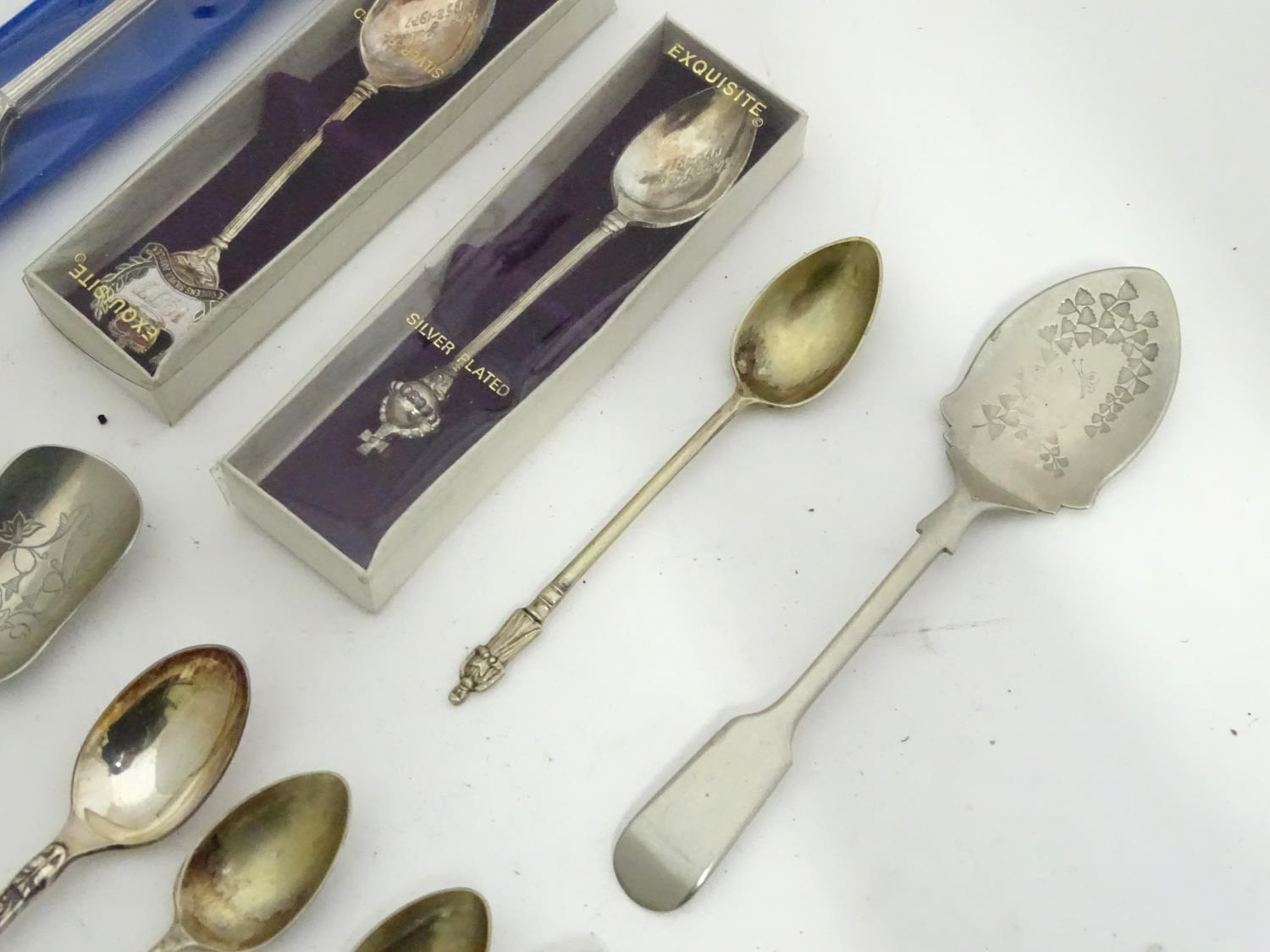 A quantity of assorted collectors spoons Please Note - we do not make reference to the condition - Image 9 of 16