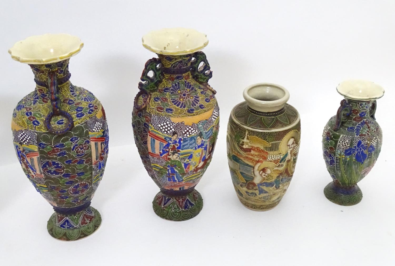 A quantity of Oriental ceramics Please Note - we do not make reference to the condition of lots - Image 5 of 6