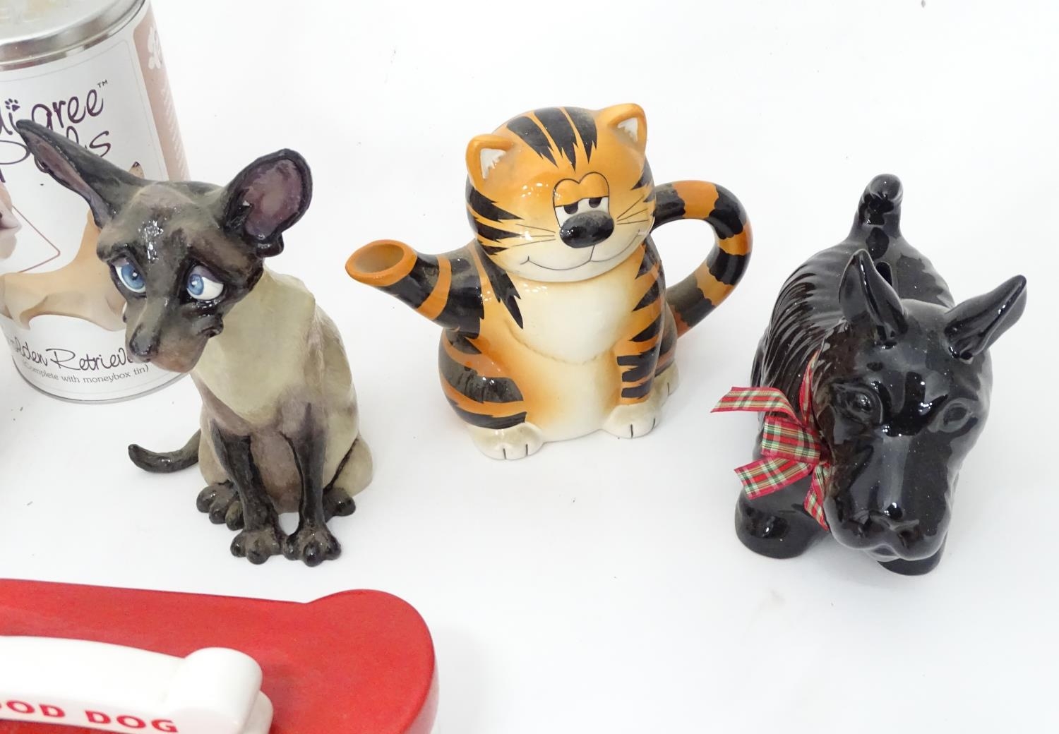 A quantity of ceramic animals etc. Please Note - we do not make reference to the condition of lots - Image 8 of 13