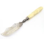 A William IV silver butter knife, hallmarked Birmingham 1834, maker Henry Manton. Approx. 6 3/4"