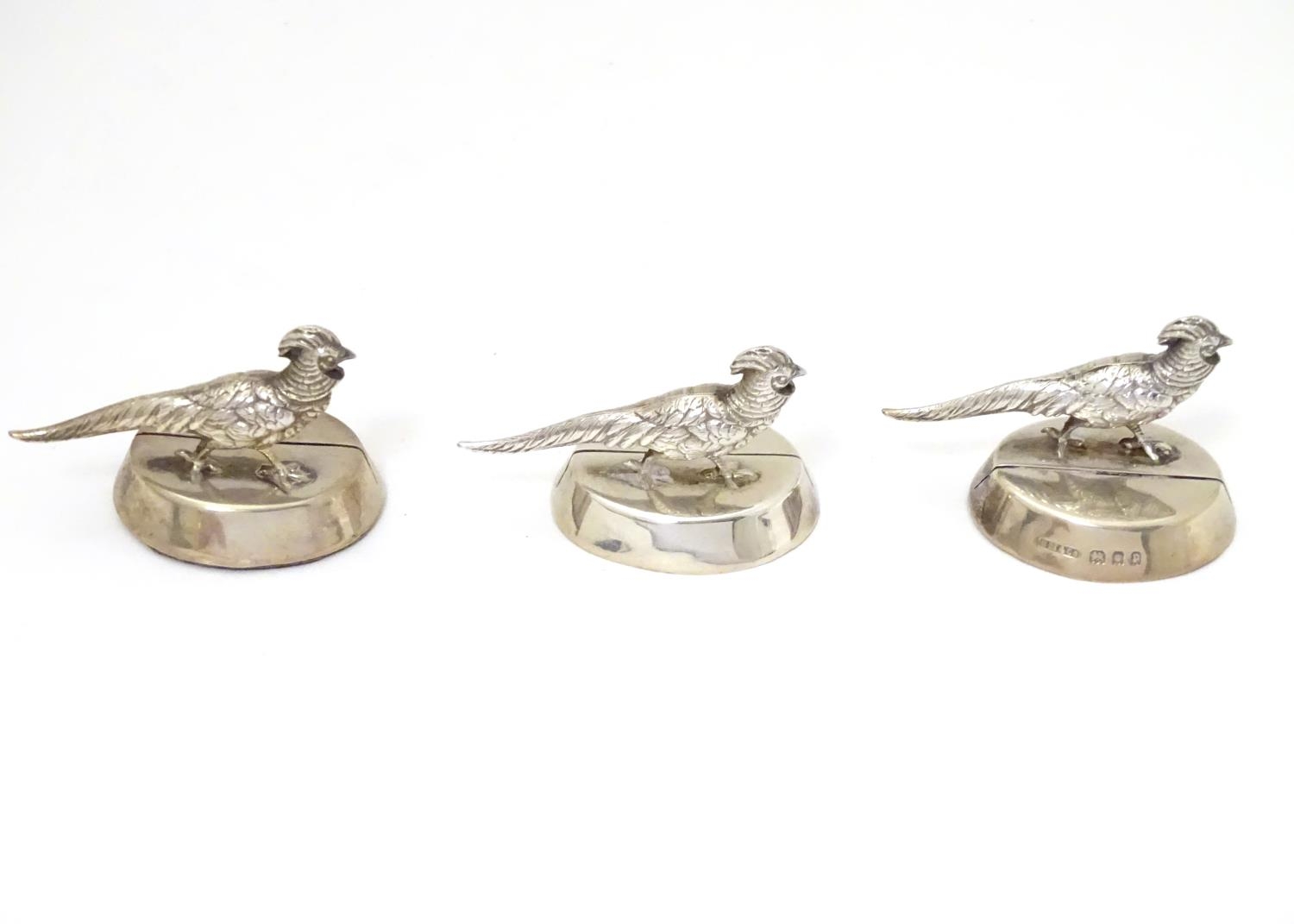 Three silver table place card / menu holders formed as pheasants. Hallmarked London 1930 maker - Image 3 of 7