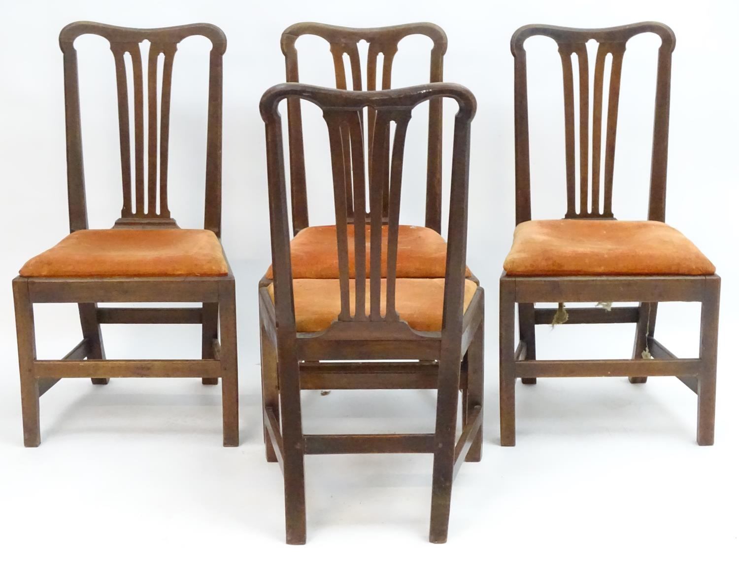 Four mahogany Chippendale side chairs with shaped top rails and pierced fanned back splats above - Image 3 of 10