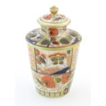 A Chamberlain Worcester pot pourri vase / pot and cover decorated with flowers and foliage in the