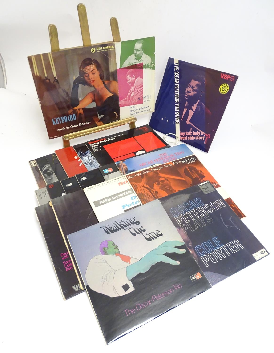 A collection of 20thC 33 rpm Vinyl records / LPs - Jazz, comprising: Oscar Peterson: Keyboard, The