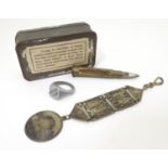 Militaria: a WWI / First World War / World War 1 inert cut-away .303 display bullet, together with a