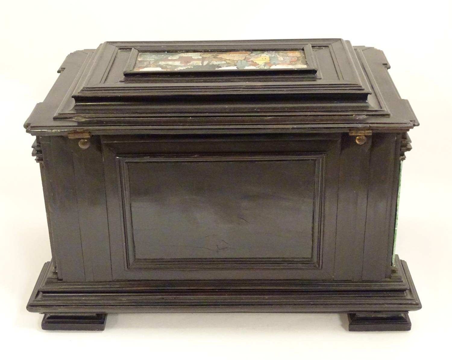 A 19thC Italian Grand Tour table cabinet / casket box of exceptionally large form with specimen - Image 48 of 58