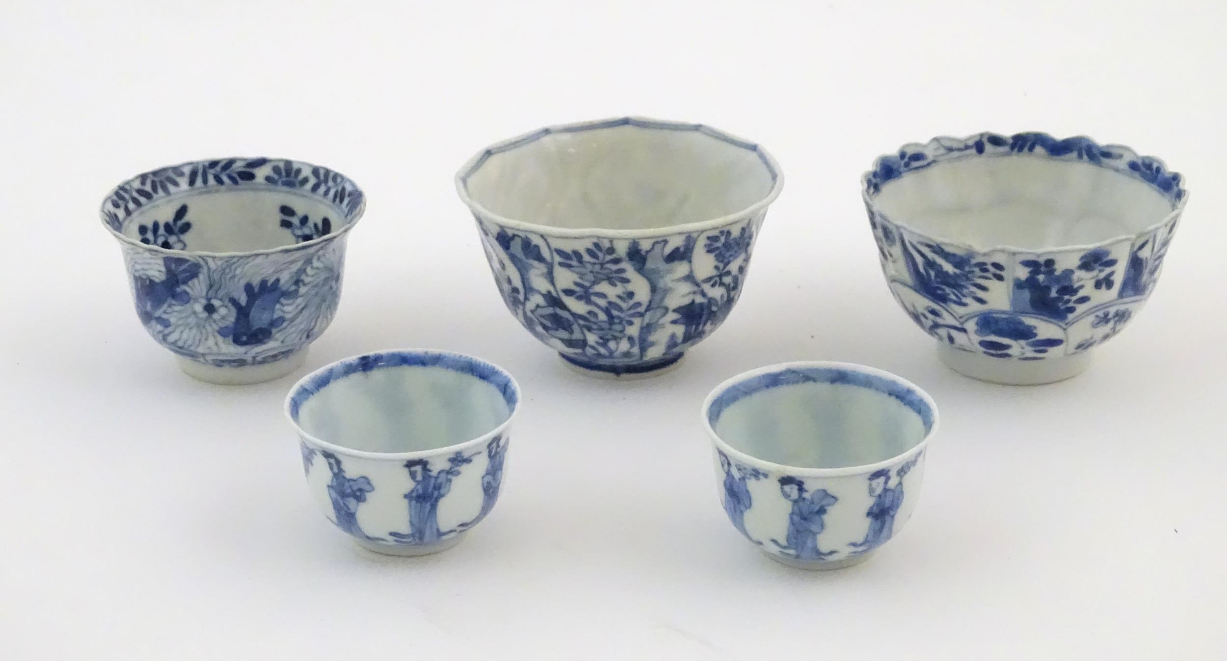 A quantity of assorted Chinese tea bowls, wine cups and saucers. Saucer decoration to include a - Image 5 of 12