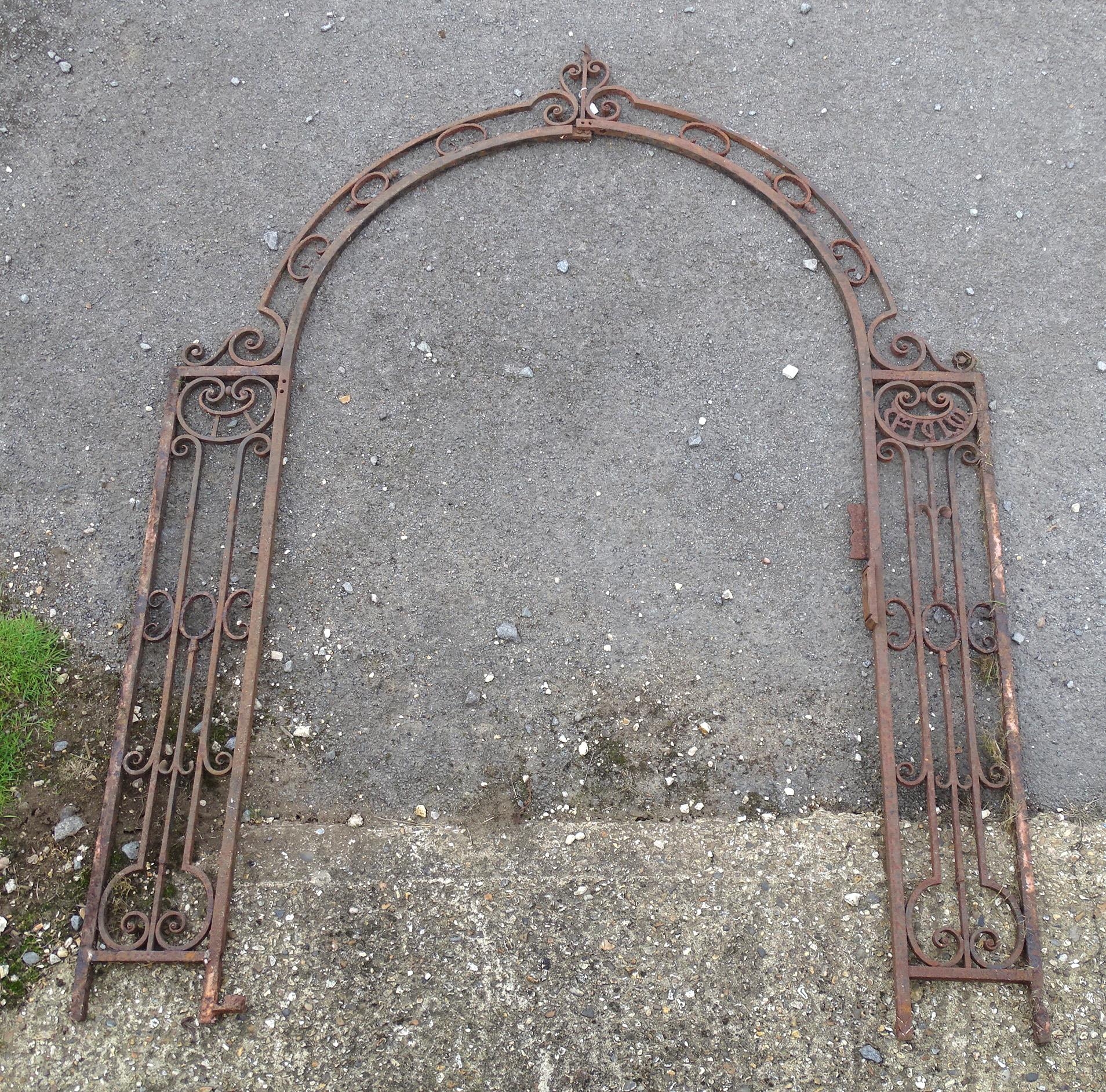 Garden & Architectural, Salvage: a late 19thC French wrought iron garden /gate arch, with - Image 3 of 7