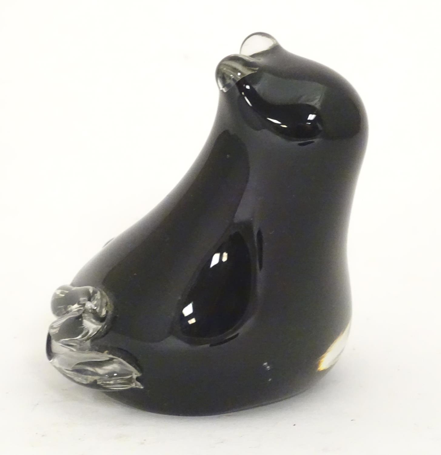 A late 20thC art glass figural ornament formed as a frog, black and clear glass, with label for - Image 4 of 6