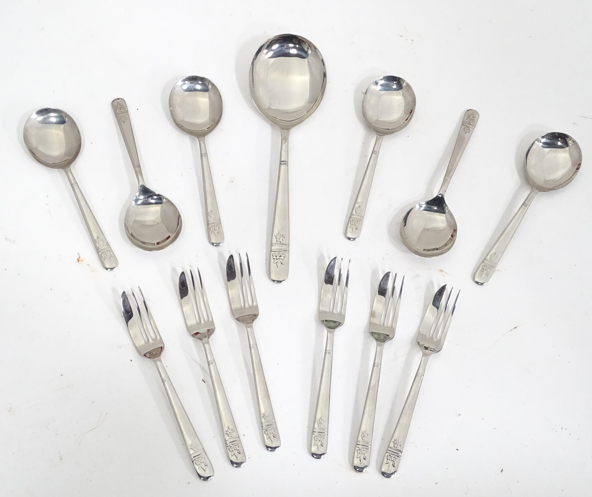 Assorted silver plated cutlery Please Note - we do not make reference to the condition of lots - Bild 17 aus 19