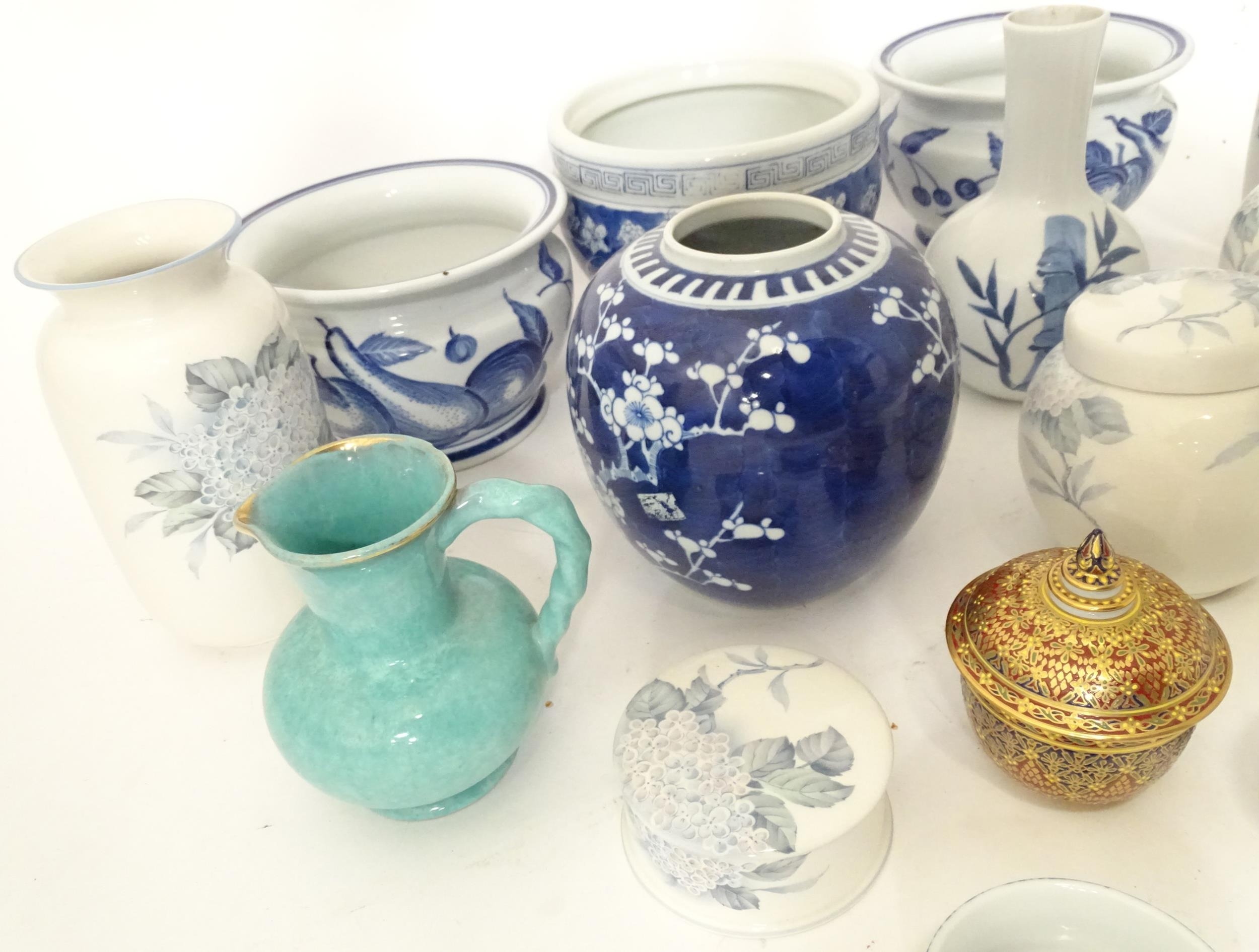 Assorted Oriental ceramics to include ginger jars, jardinieres, vases etc. Please Note - we do not - Image 5 of 7