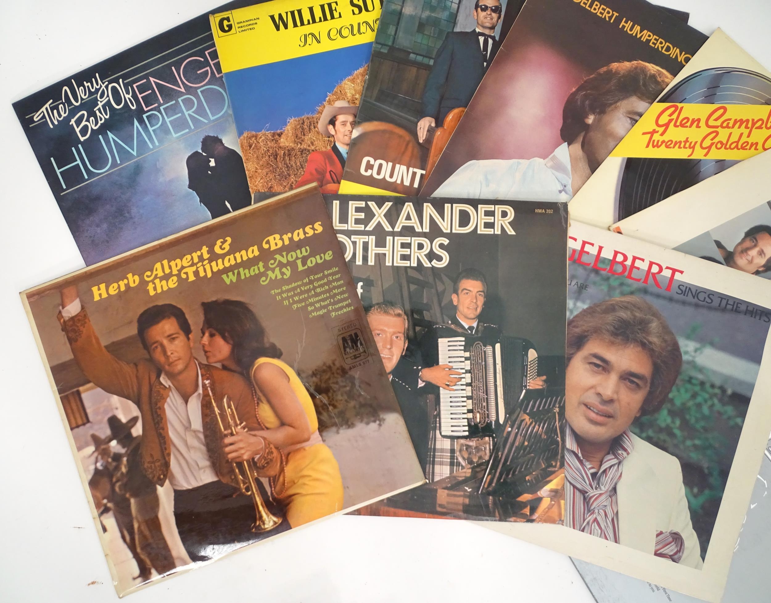 Quantity of assorted vinyl records, LPs to include Abba, Engelbert Humperdinck, Neil Sedaka etc - Bild 3 aus 6