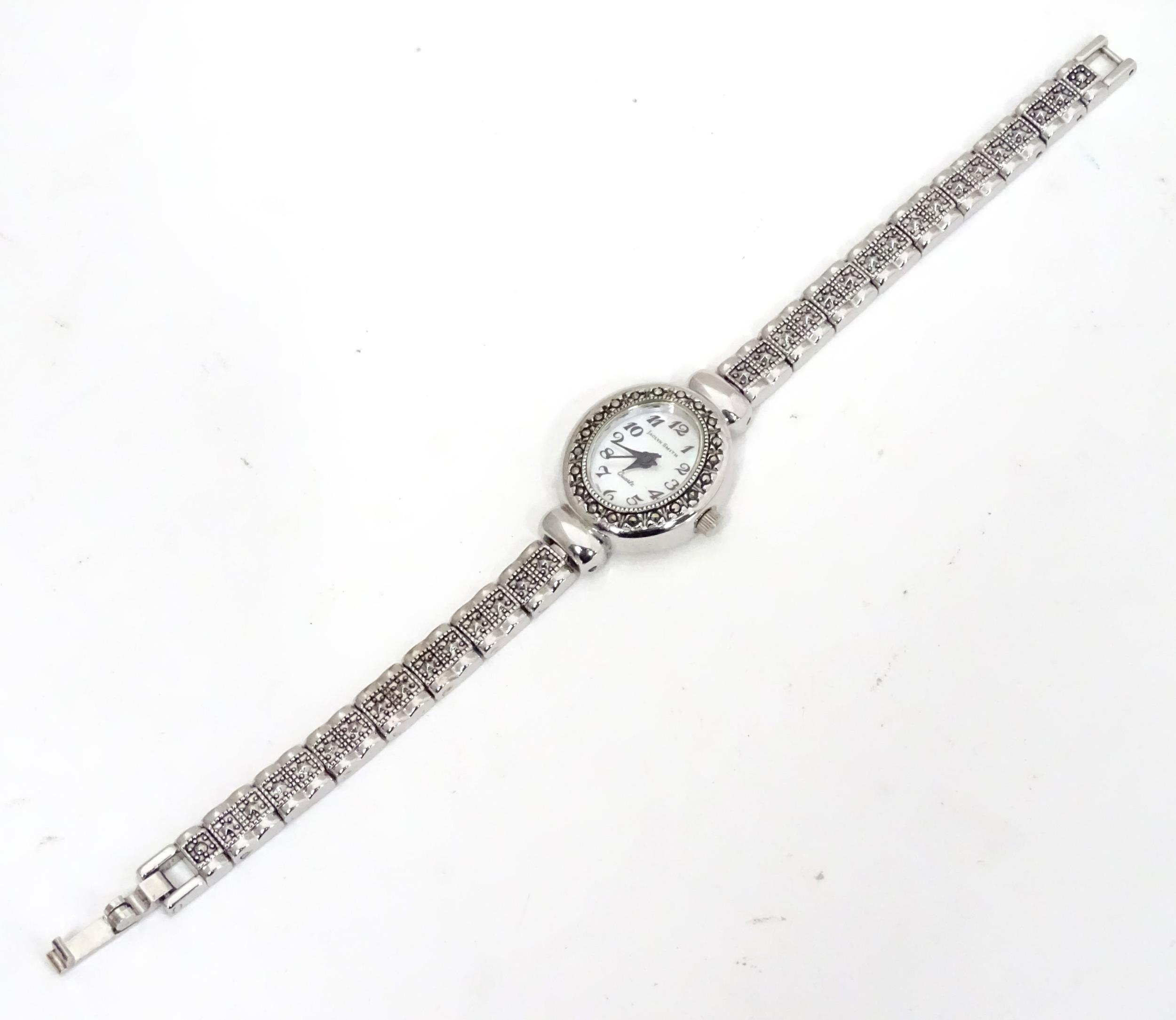 A ladies wrist watch with marcasite detail Please Note - we do not make reference to the condition - Image 3 of 5