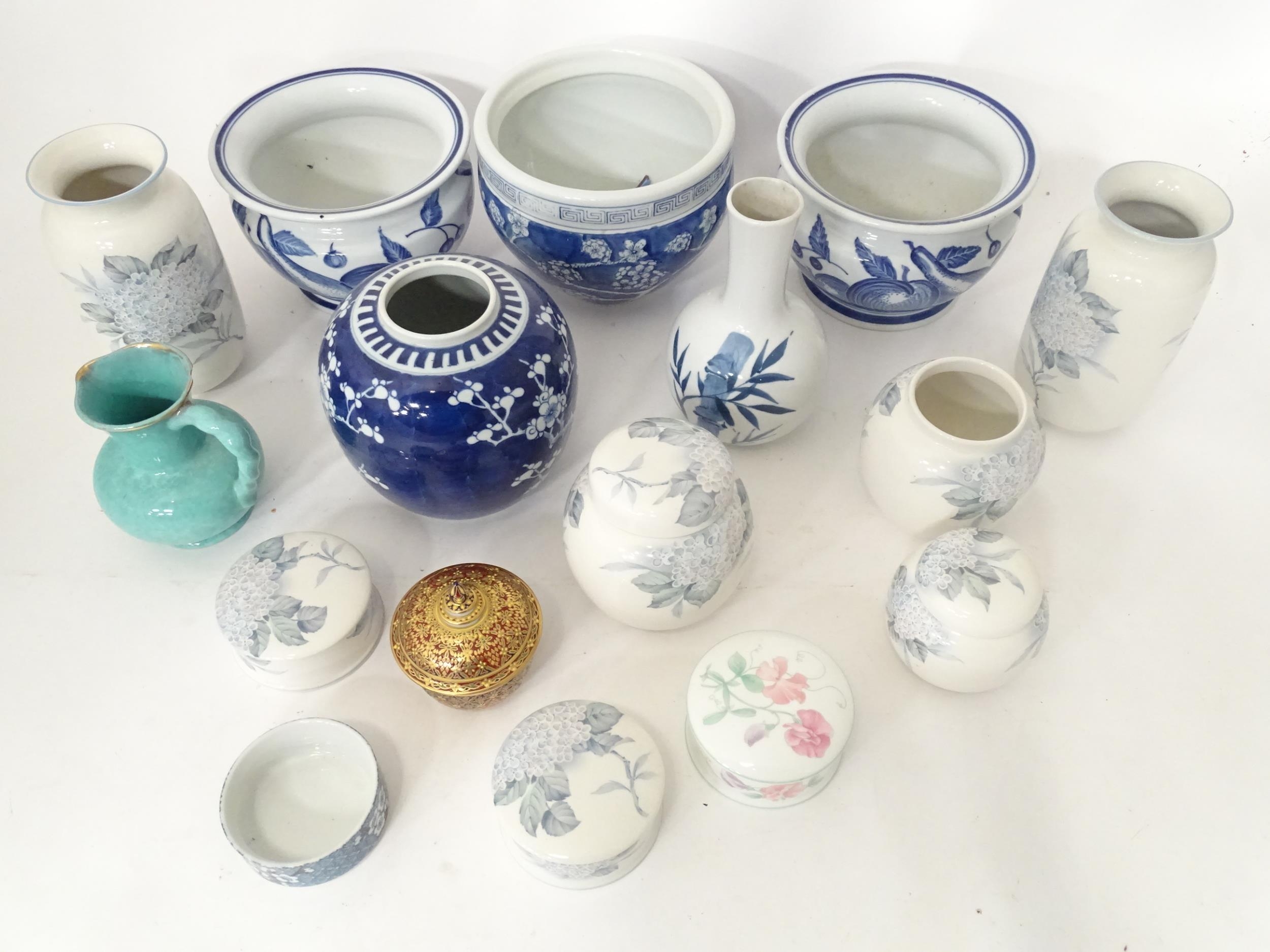 Assorted Oriental ceramics to include ginger jars, jardinieres, vases etc. Please Note - we do not - Image 3 of 7
