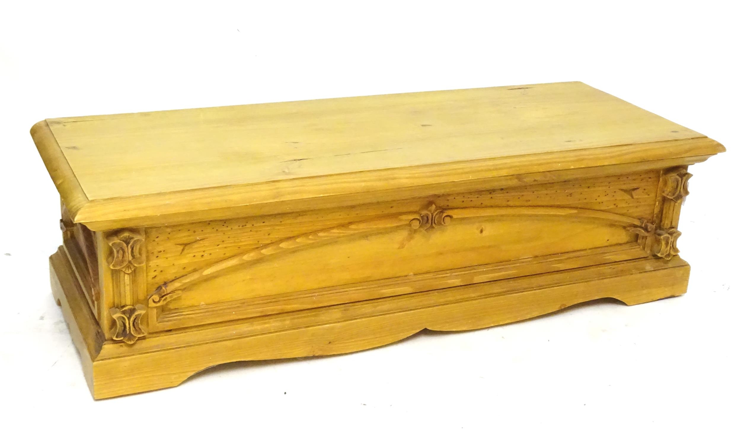 A small carved pine blanket box Please Note - we do not make reference to the condition of lots - Image 2 of 14