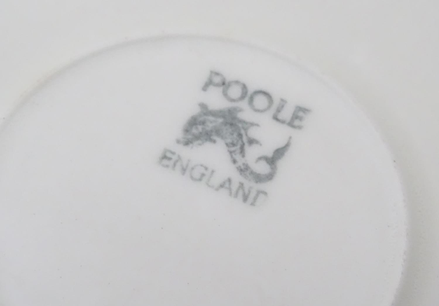 A quantity of Poole Pottery dinner wares to include plates, soup bowls, teapot etc. Please Note - we - Bild 8 aus 9