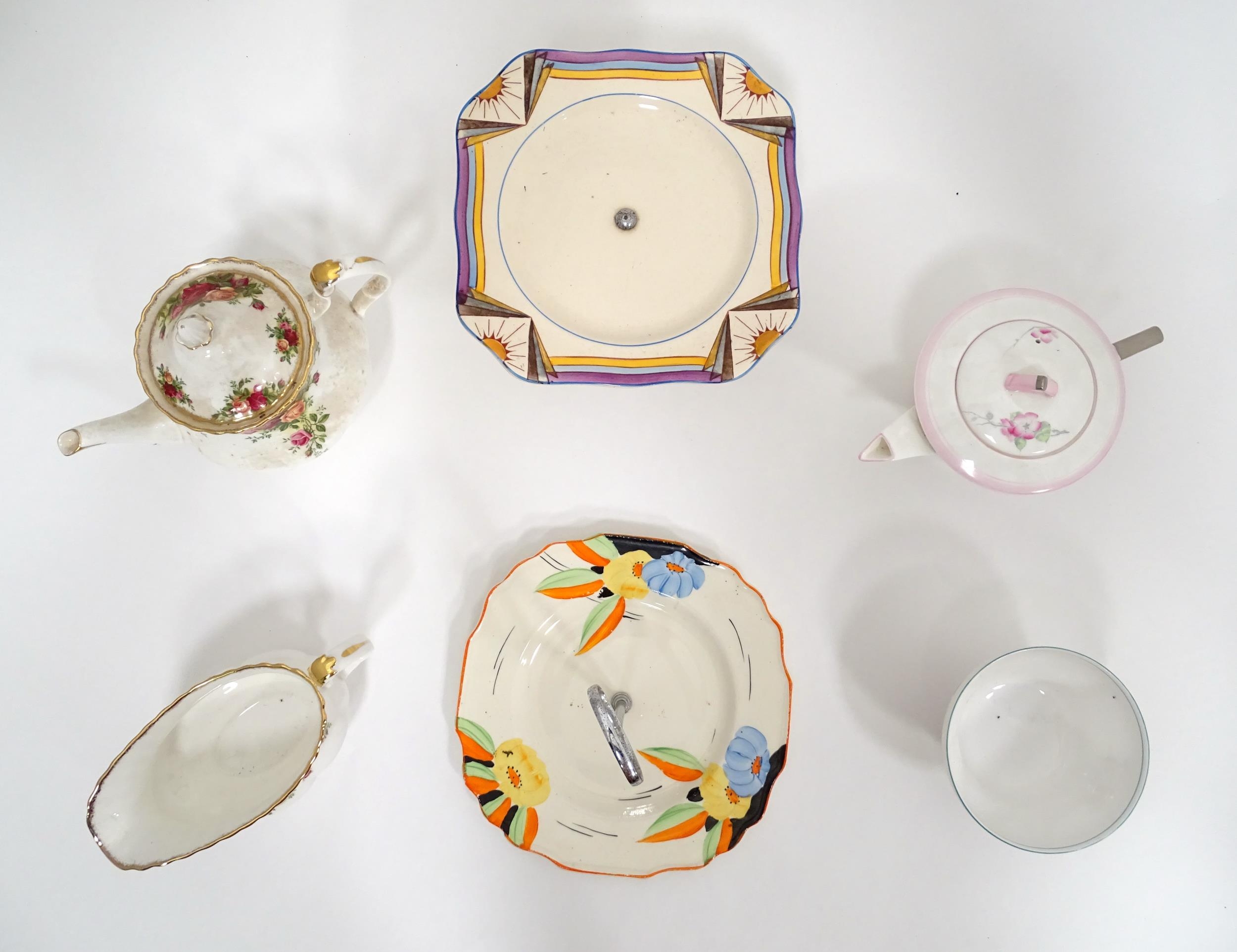 Assorted 20thC ceramics to include an Art Deco Shelley Apple Blossom teapot, Myott & Son cake stand, - Image 5 of 10