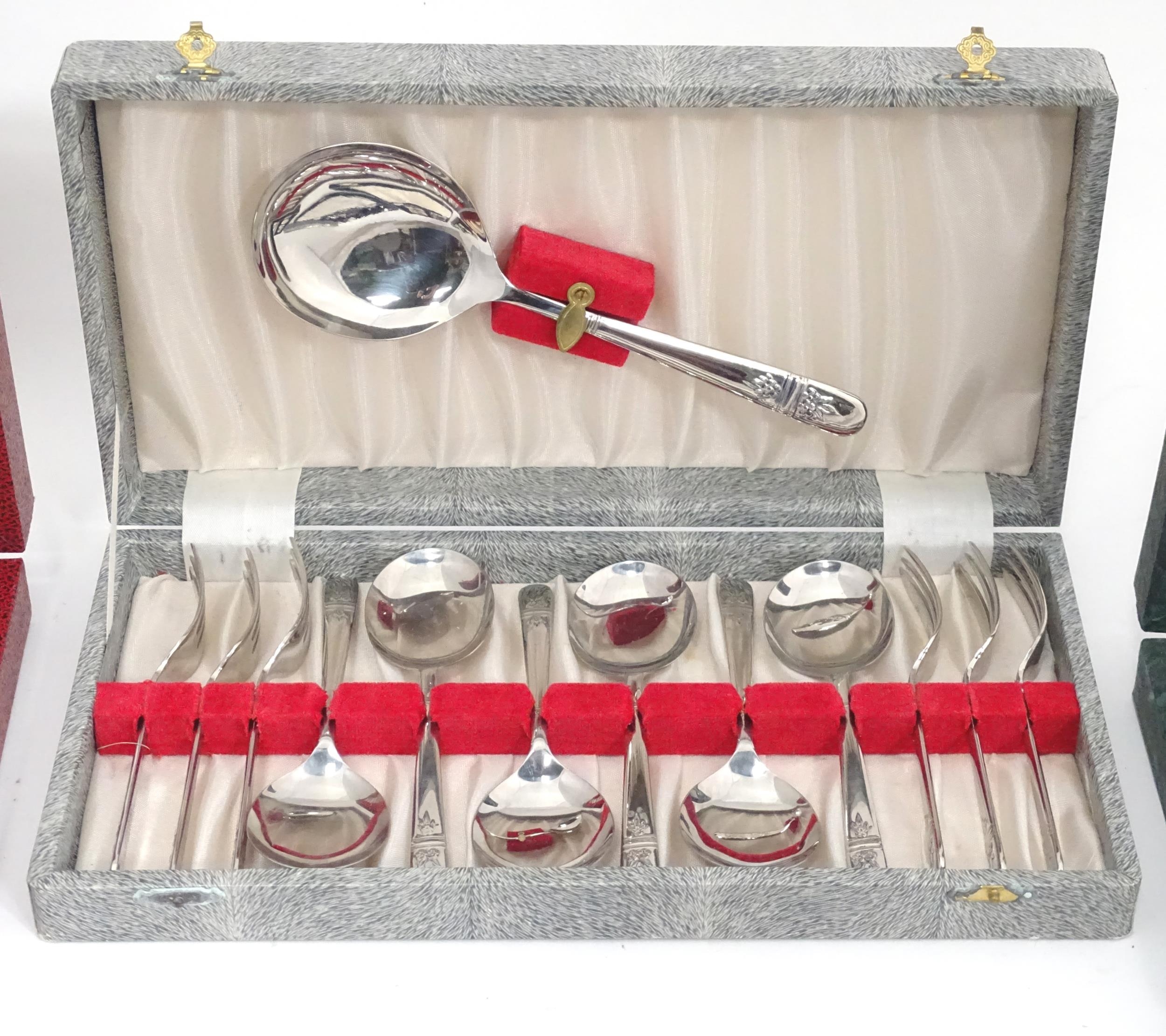 Assorted silver plated cutlery Please Note - we do not make reference to the condition of lots - Bild 7 aus 19