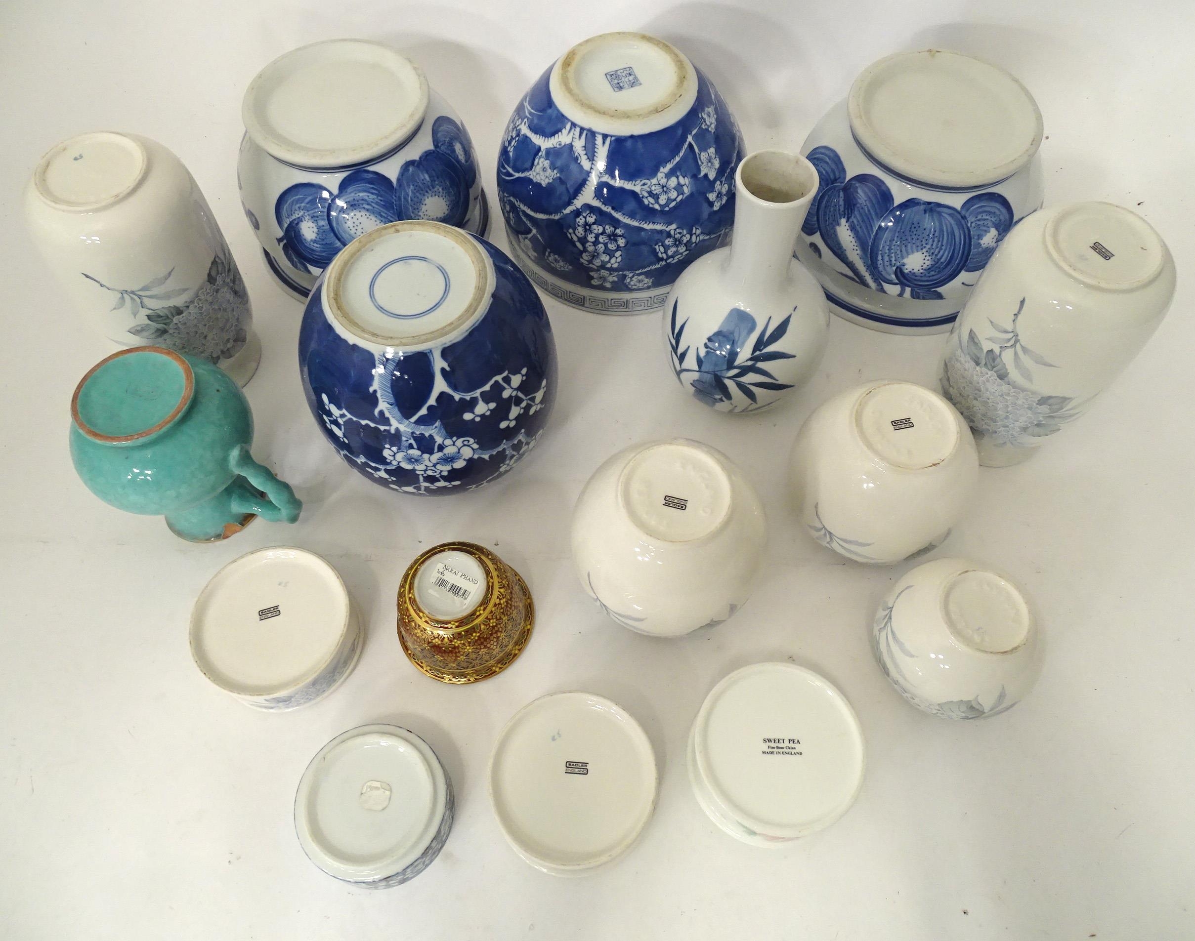 Assorted Oriental ceramics to include ginger jars, jardinieres, vases etc. Please Note - we do not - Image 6 of 7