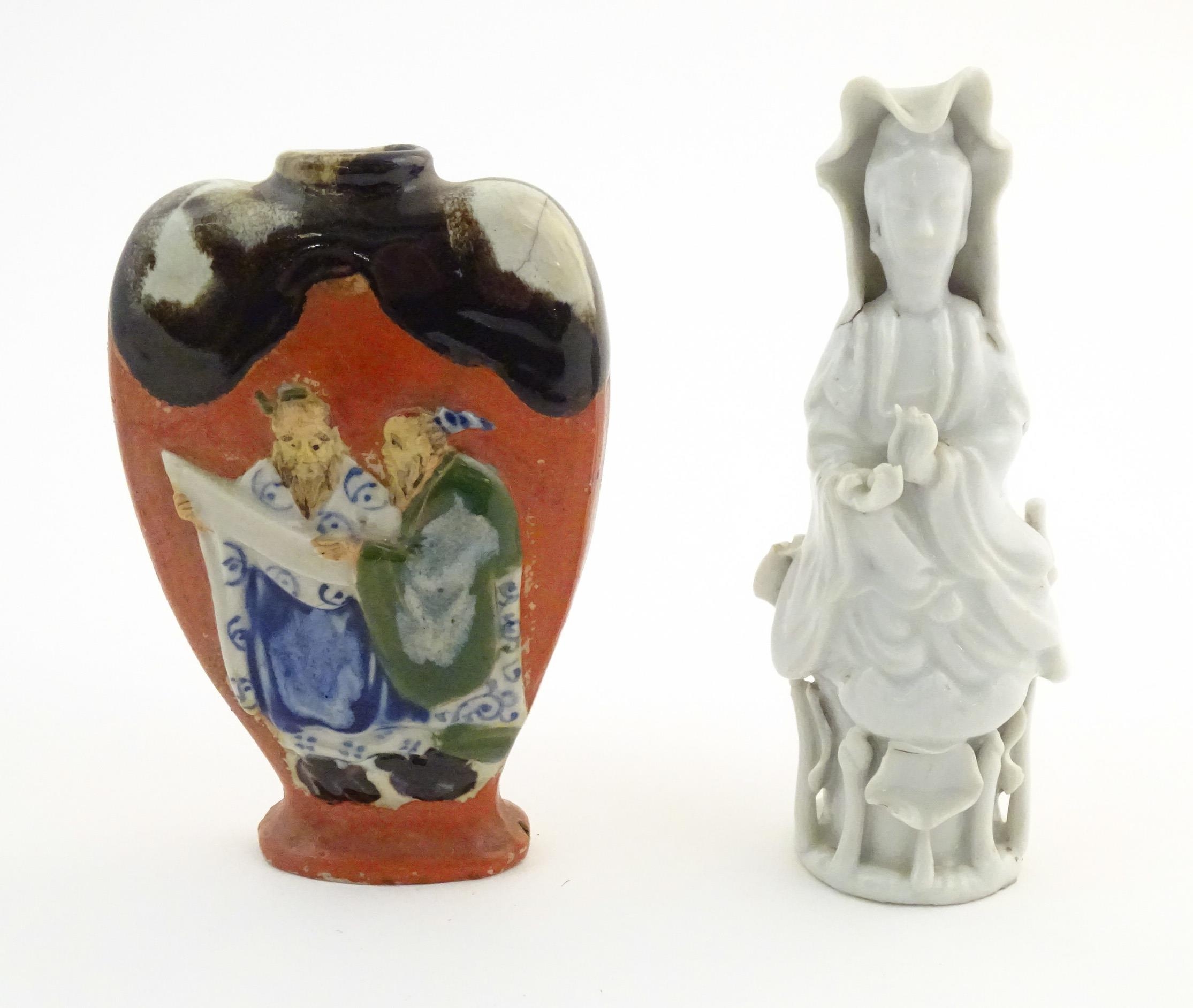 A Japanese small Sumida Gawa vase with figural detail in relief. Character marks under. - Image 3 of 8