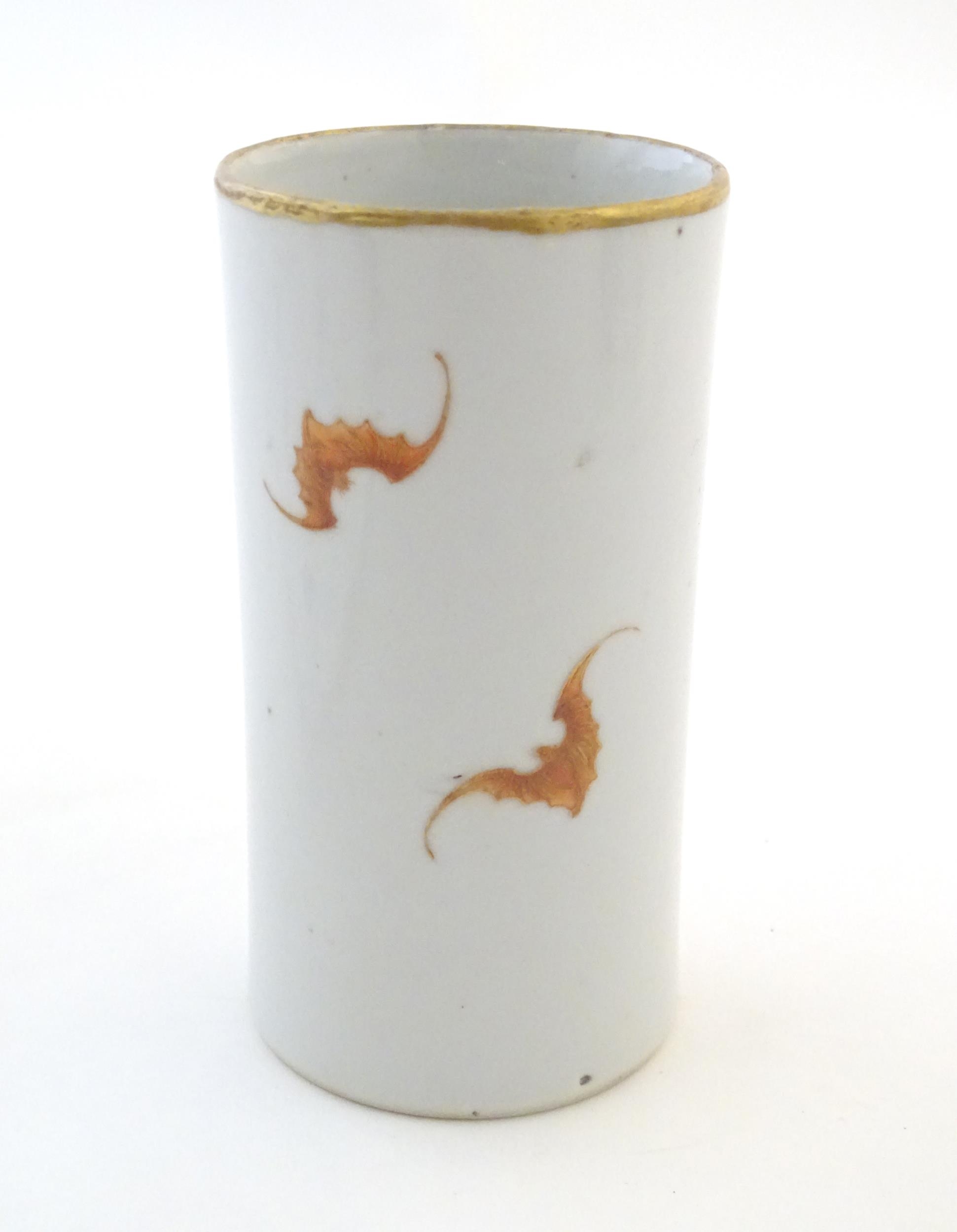 A Chinese brush pot of cylindrical form depicting a figure with a sword and stylised bats, with gilt - Image 5 of 6