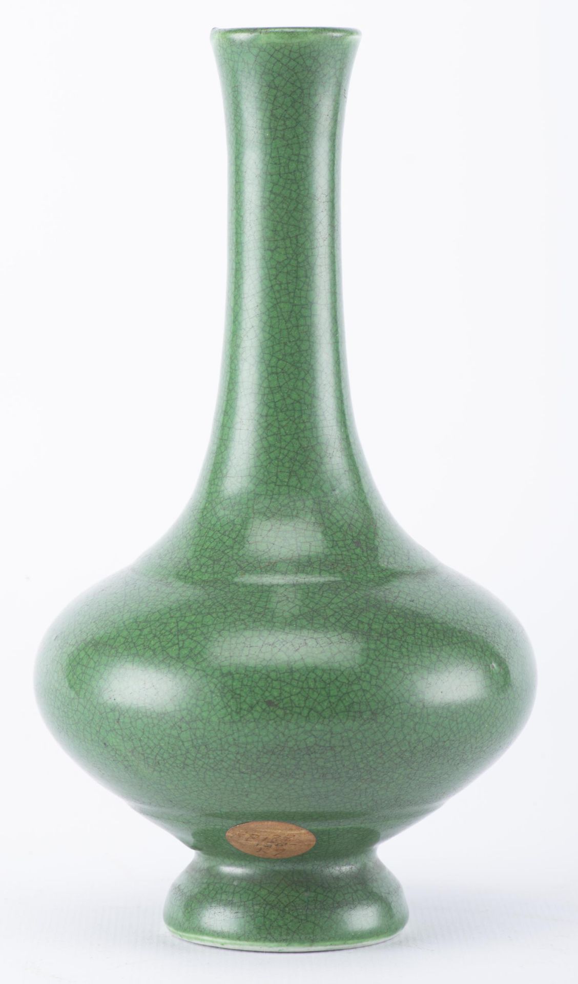 Vase en porcelaine de Chine à couverte vert pomme, époque Kangxi - Image 3 of 13