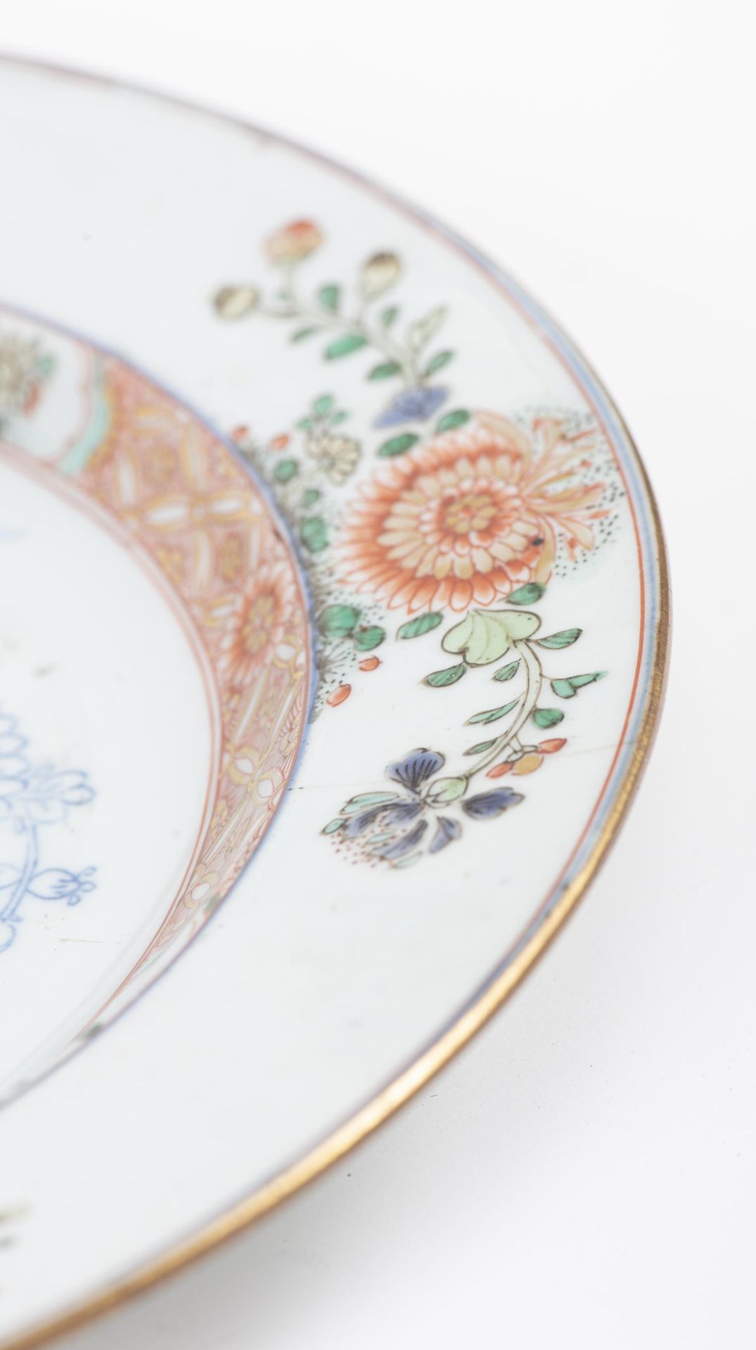 Cinq assiettes en porcelaine de Chine - Image 24 of 26