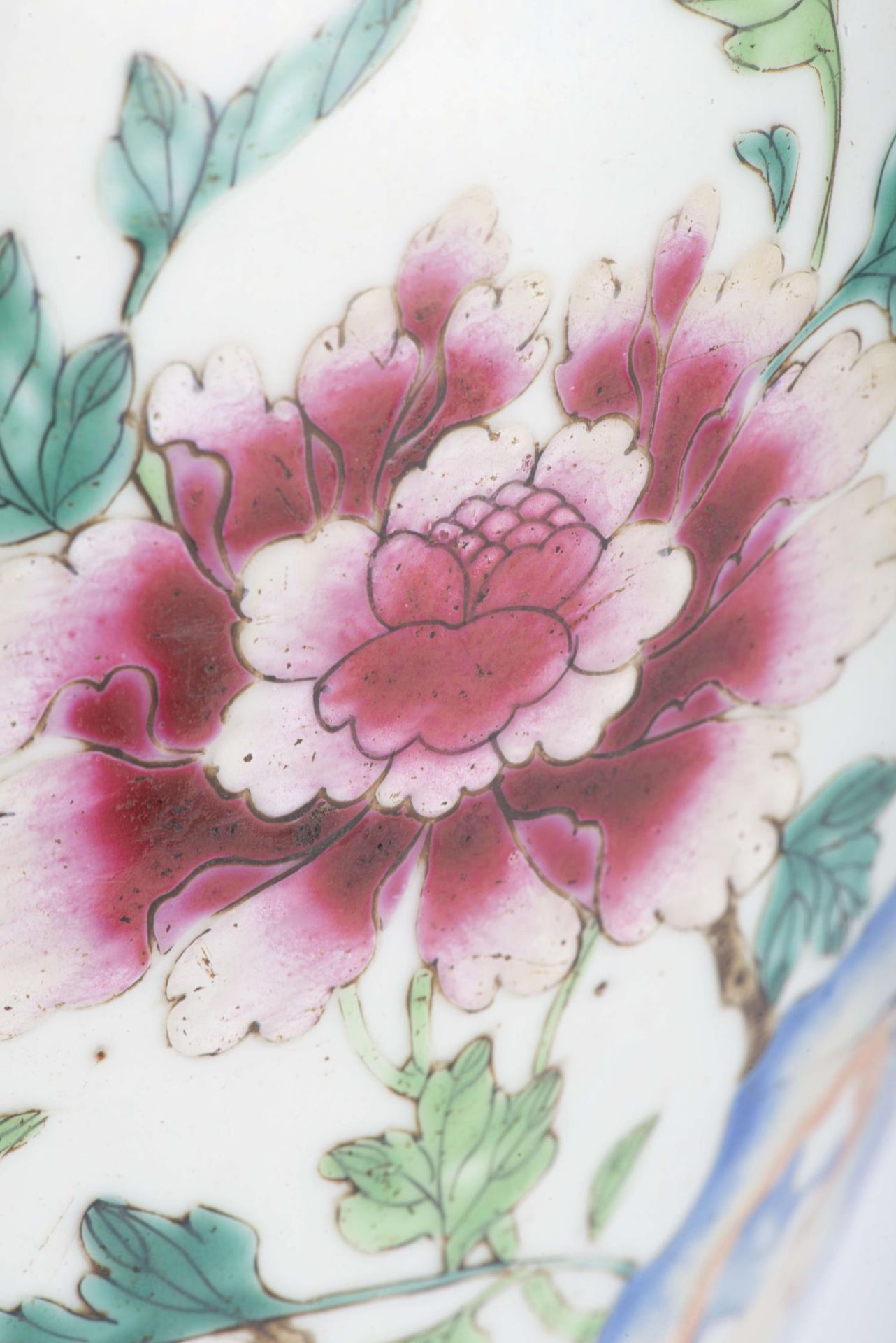 Vase en porcelaine de Chine à décor en famille rose, époque Qing - Image 11 of 14