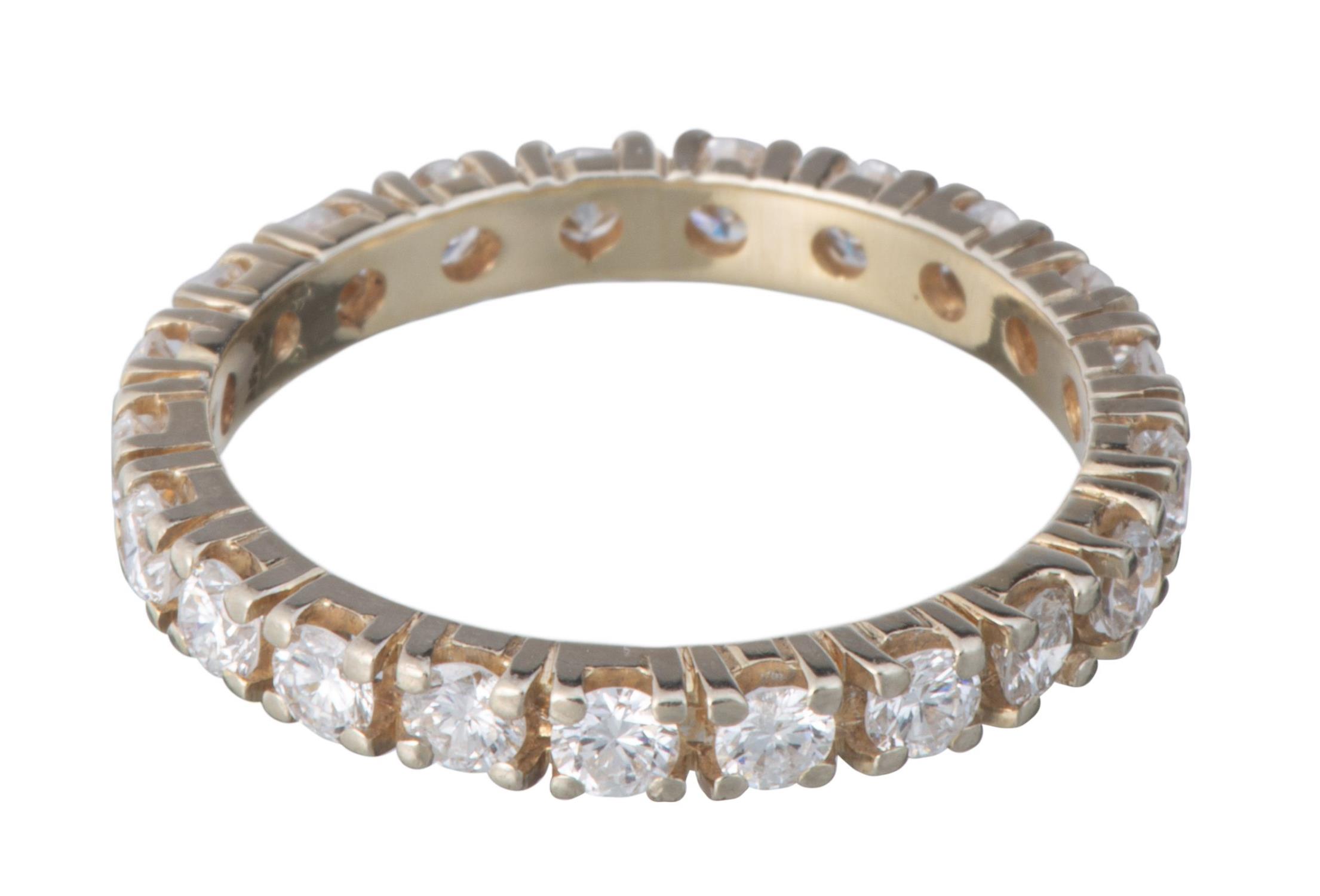 Alliance rivière de diamants et or (full eternity ring)