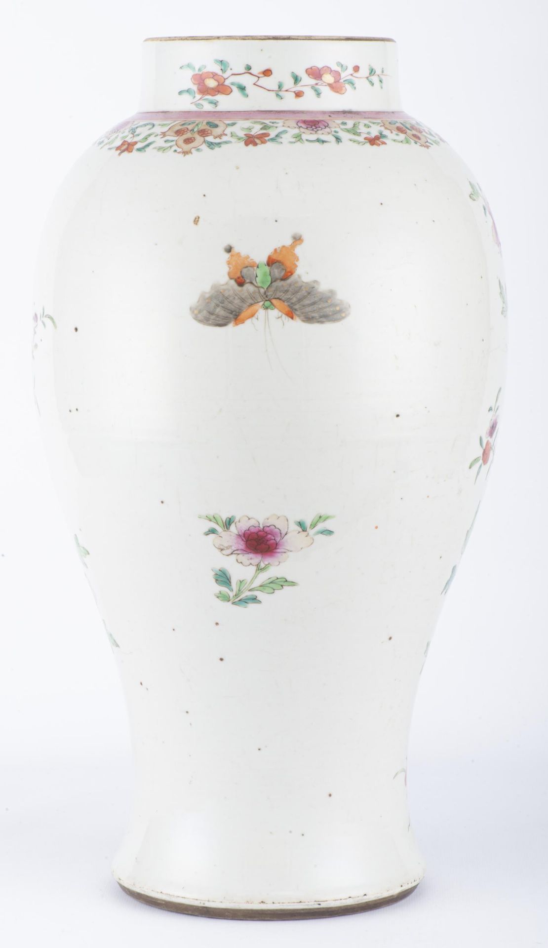 Vase en porcelaine de Chine à décor en famille rose, époque Qing - Image 4 of 14