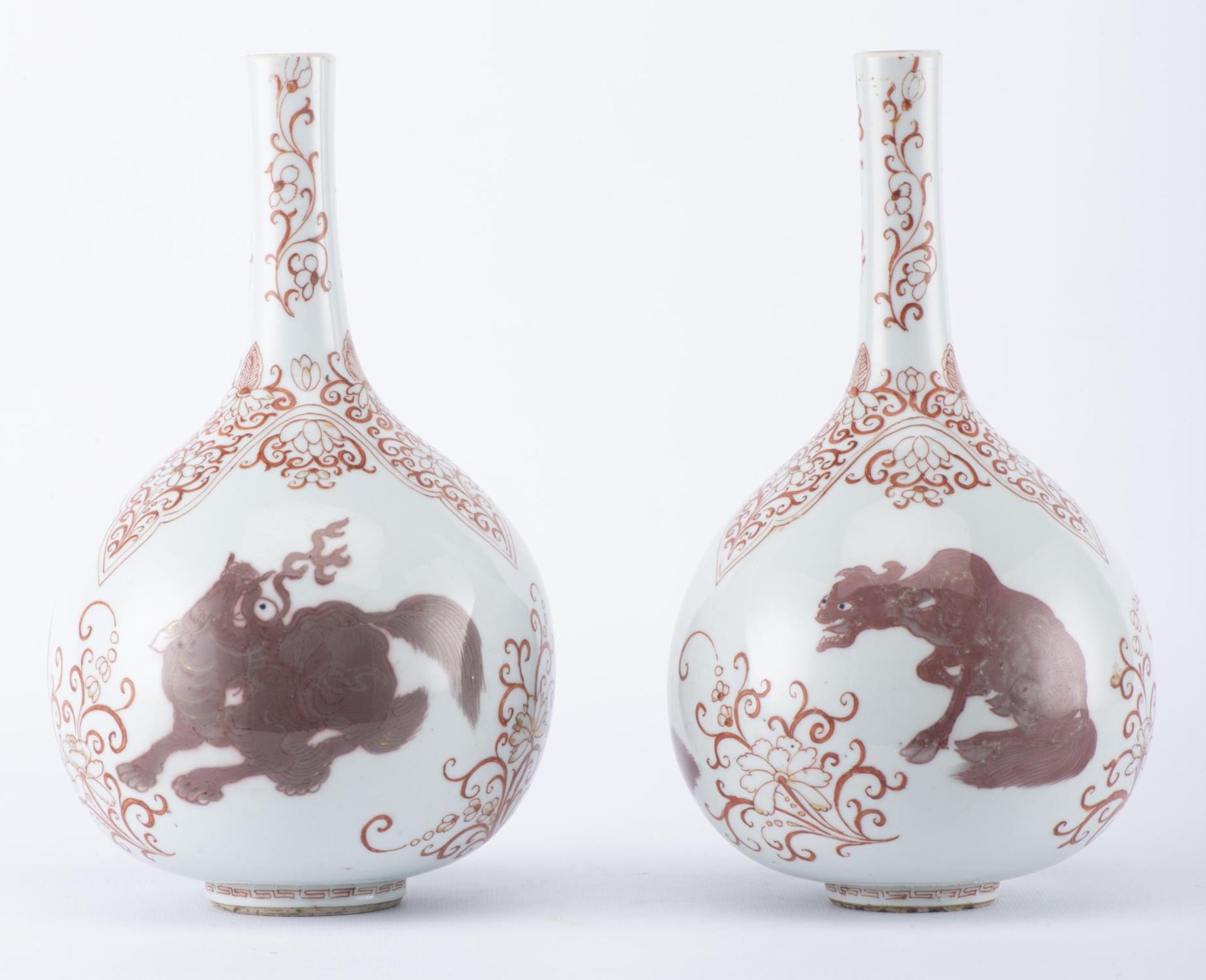 Paire de vases soliflores en porcelaine de Chine, époque Kangxi - Image 3 of 18