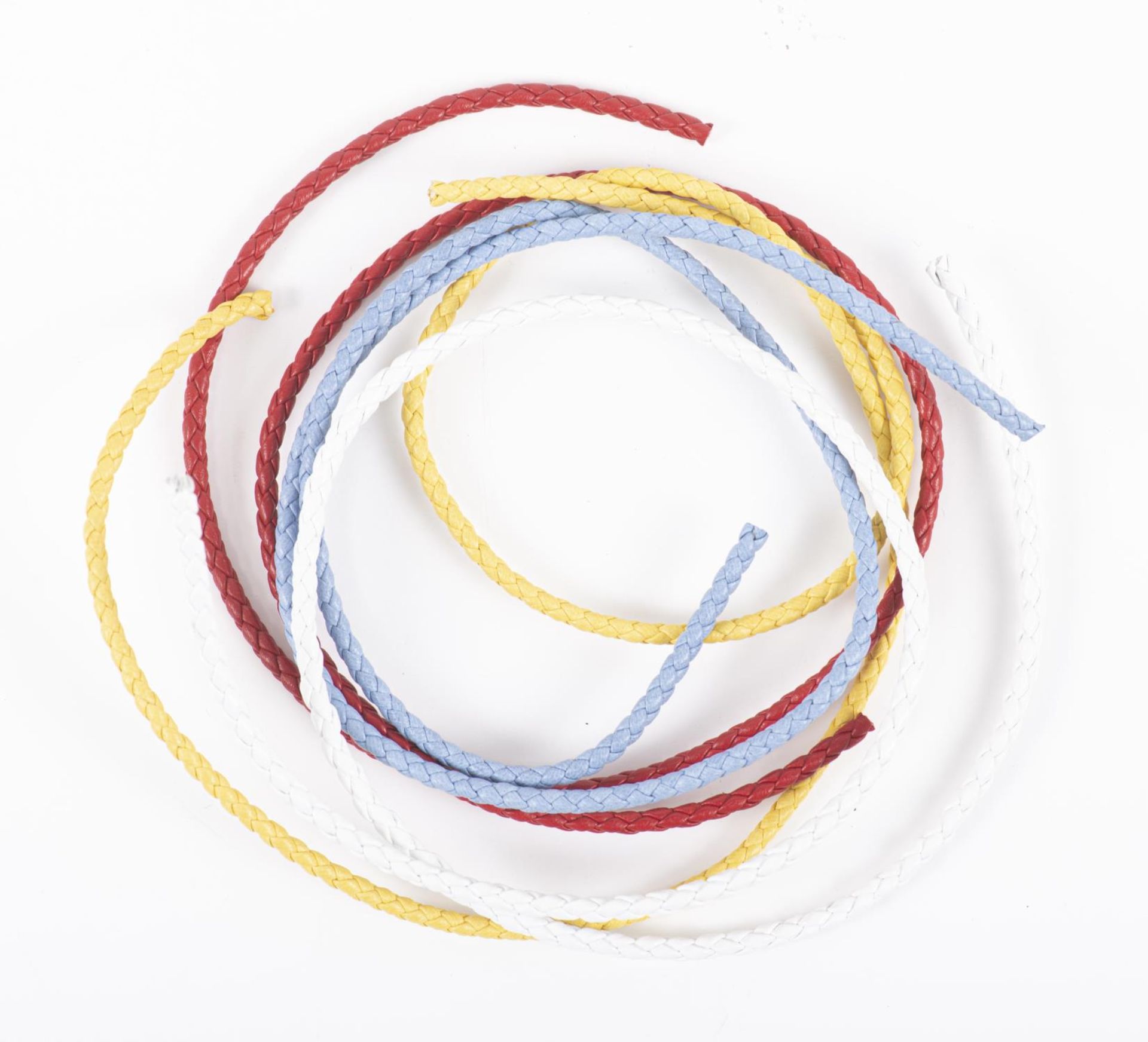 ENIGMA by Gianni Bulgari, paire de bracelets en cuir tressé (divers coloris) et fermoir or gris - Image 17 of 18